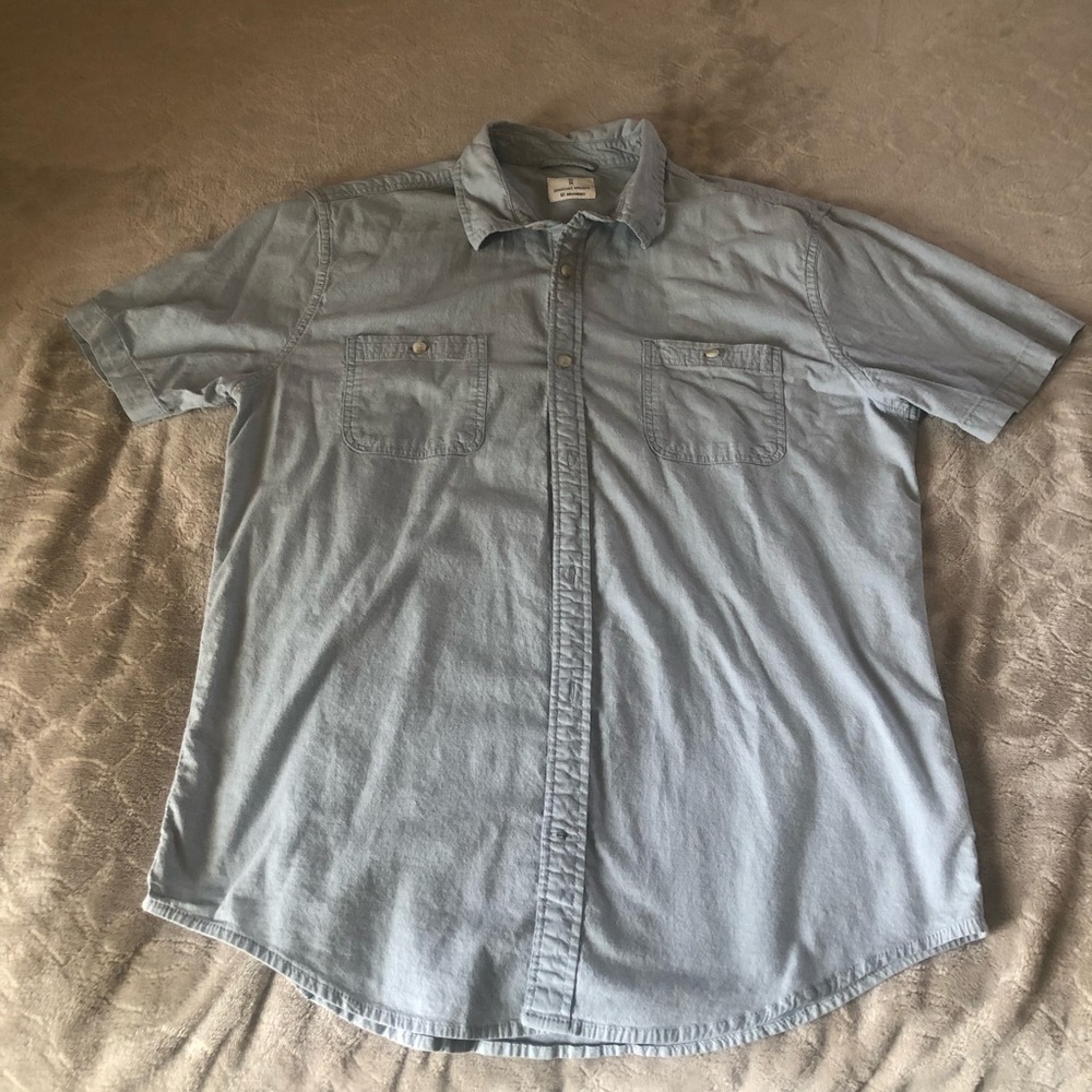Men's Light Blue Shirt